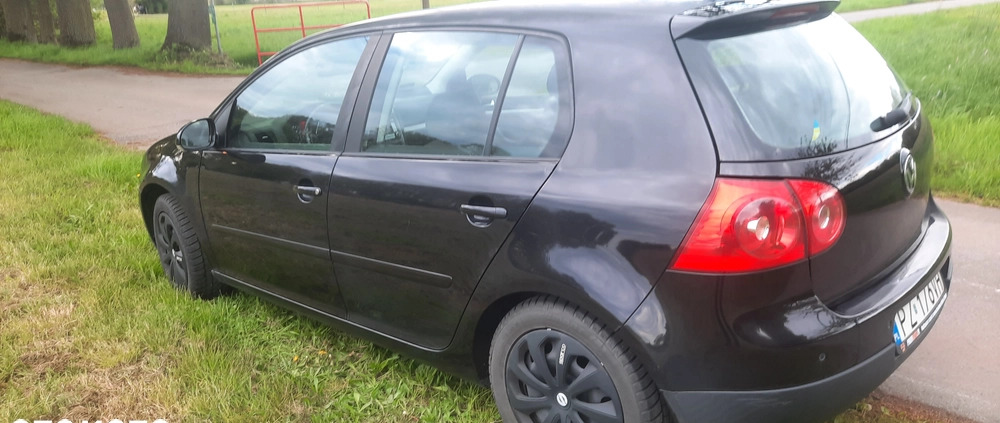 Volkswagen Golf cena 11000 przebieg: 360000, rok produkcji 2007 z Mrągowo małe 172